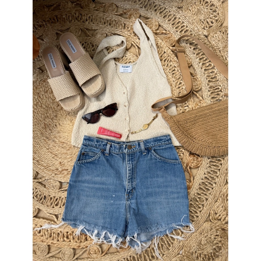 Vintage Chic by HIS High Waisted Denim Cutoff Shorts Medium Wash Blue Size 11/12